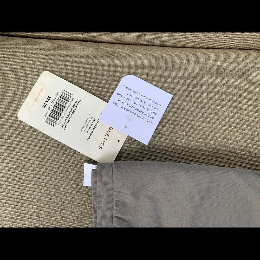 Fabletics Set - Picture 3 of 5